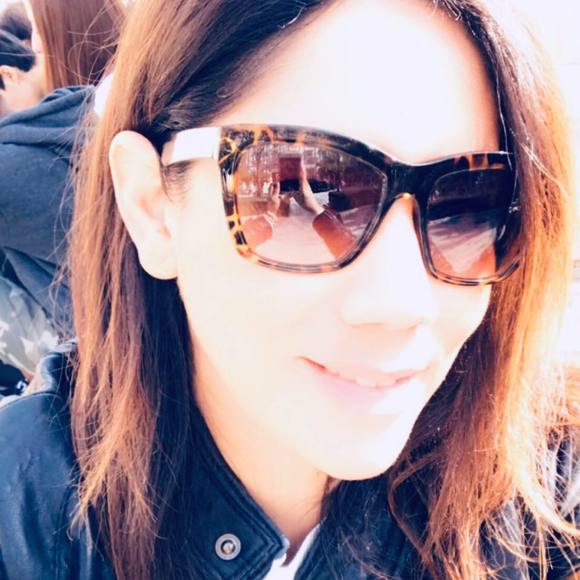 Meet your Posher, Dulce - Picture 1 of 1